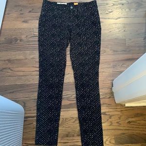 Unique Pilcro slim leg corduroy pant in EUC